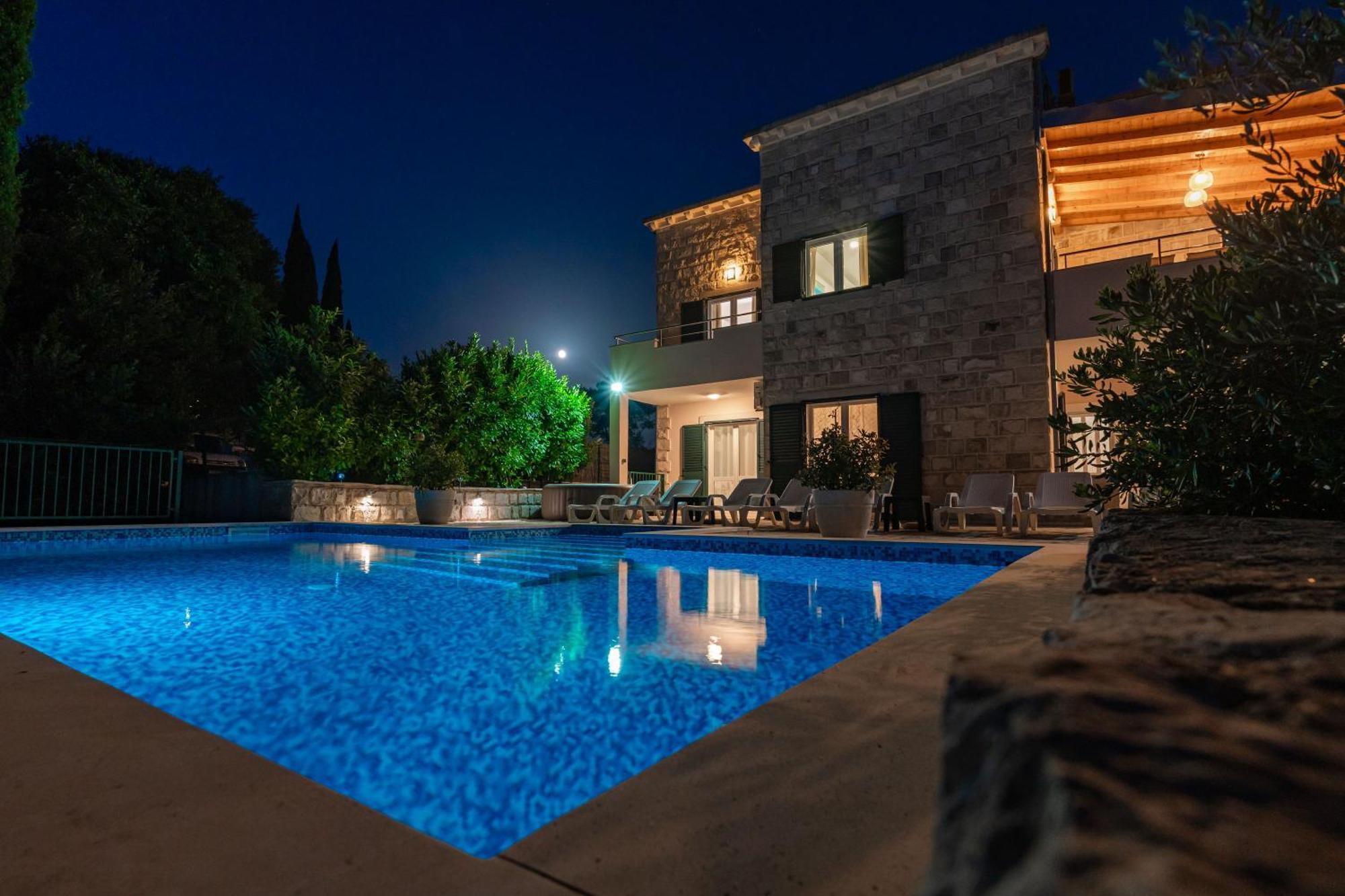 Villa Petmat - With Private Pool And 6 Bedrooms Дубровник Екстер'єр фото