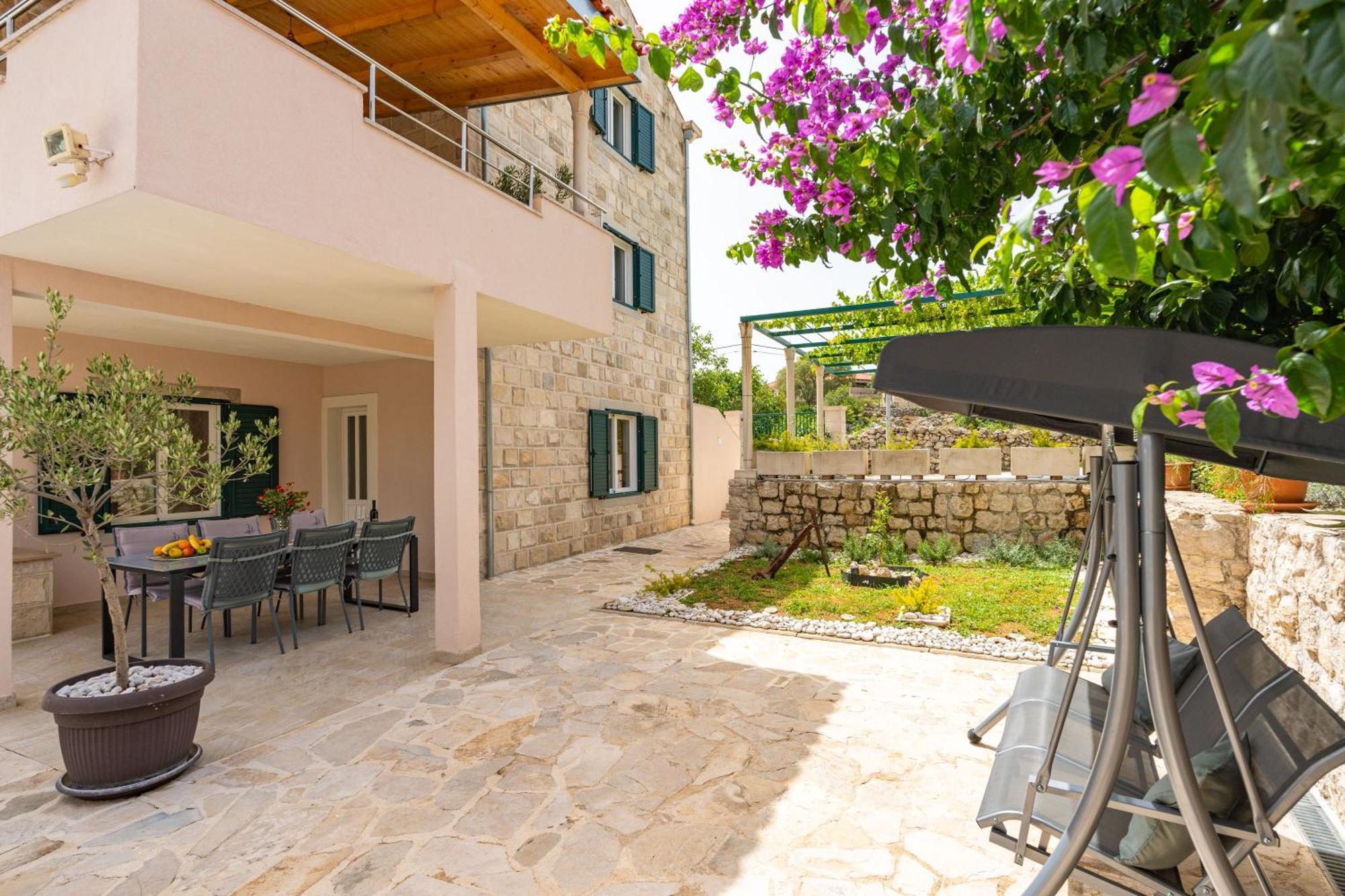 Villa Petmat - With Private Pool And 6 Bedrooms Дубровник Екстер'єр фото
